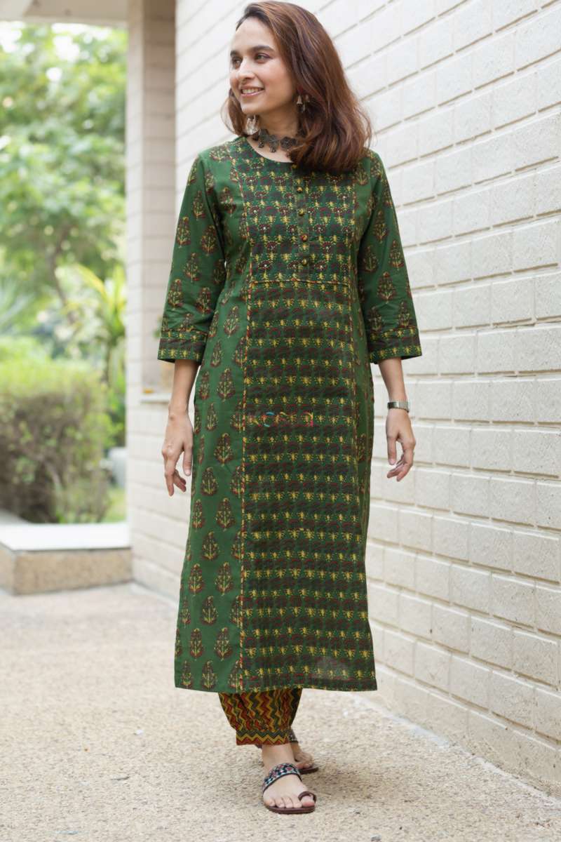 Image for Kusvaa Avdaf71 Ayla Princess Cut Kurta With Salwar Front