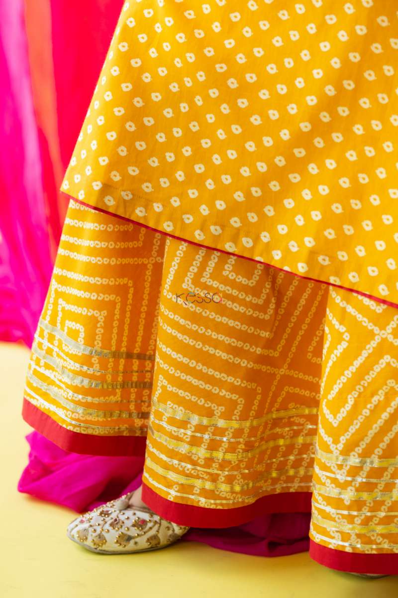 Image for Kusvaa Avdaf72 Natika Kurta Dupatta And Skirt Set Closeup Bottom