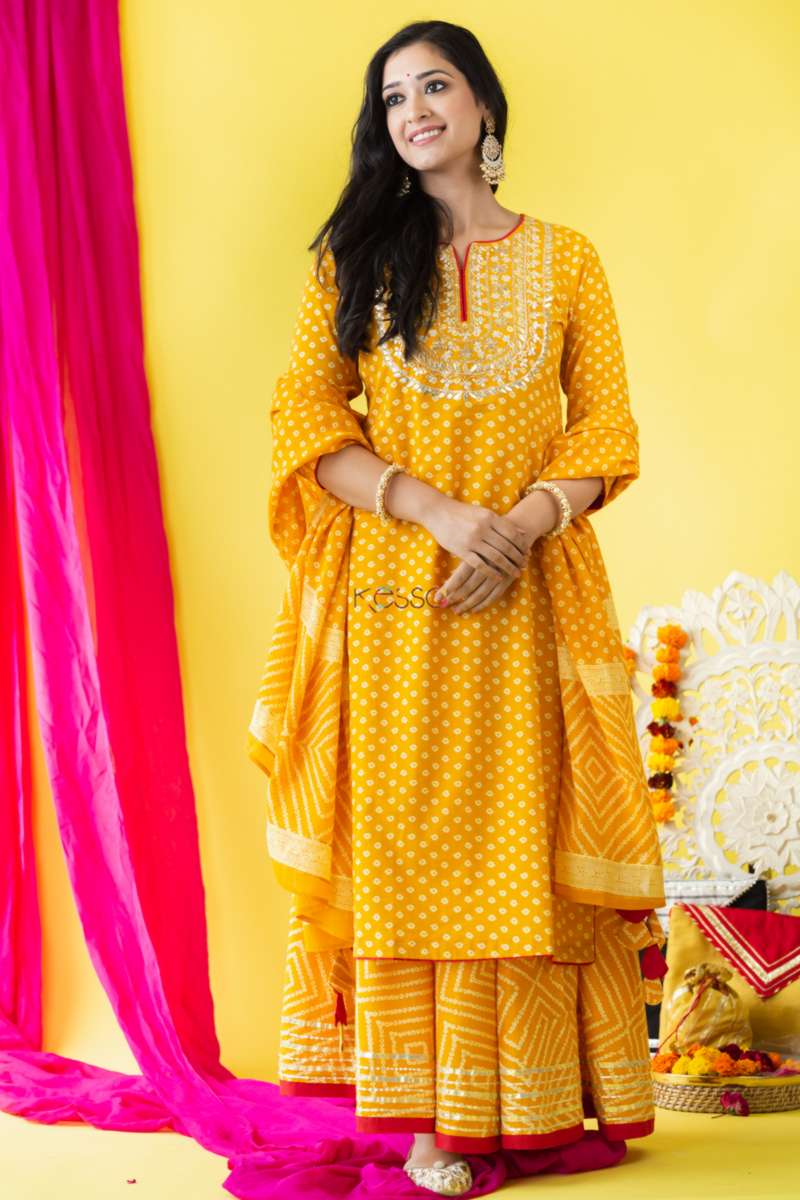 Image for Kusvaa Avdaf72 Natika Kurta Dupatta And Skirt Set Front