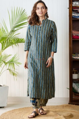 Image for Kusvaa Avdaf74 Prisha Stripe Block Print Kurta And Pant Set Featured