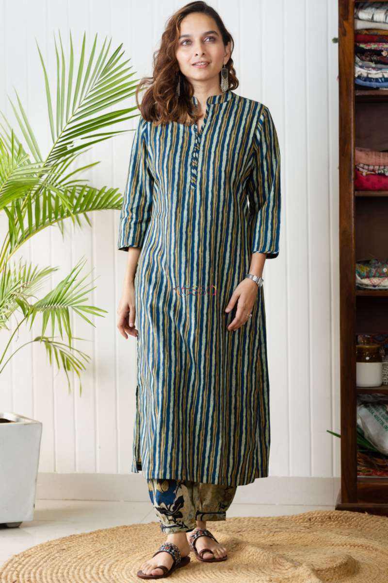 Image for Kusvaa Avdaf74 Prisha Stripe Block Print Kurta And Pant Set Featured