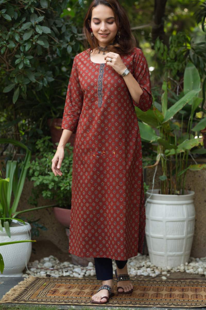 Image for Kusvaa Taf64 Manohar Straight Regular Wear Kurta Front