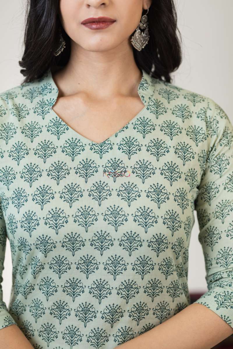 Image for Kusvaa Taf65 Ganeeka Straight Kurta Closeup