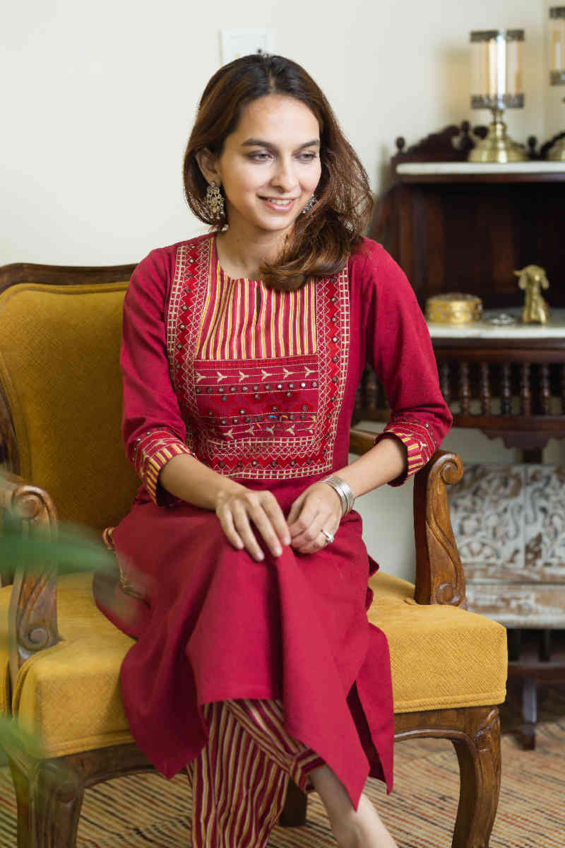 Image for Kusvaa Avdaf81 Vaheeda Salwar Kurta Featured