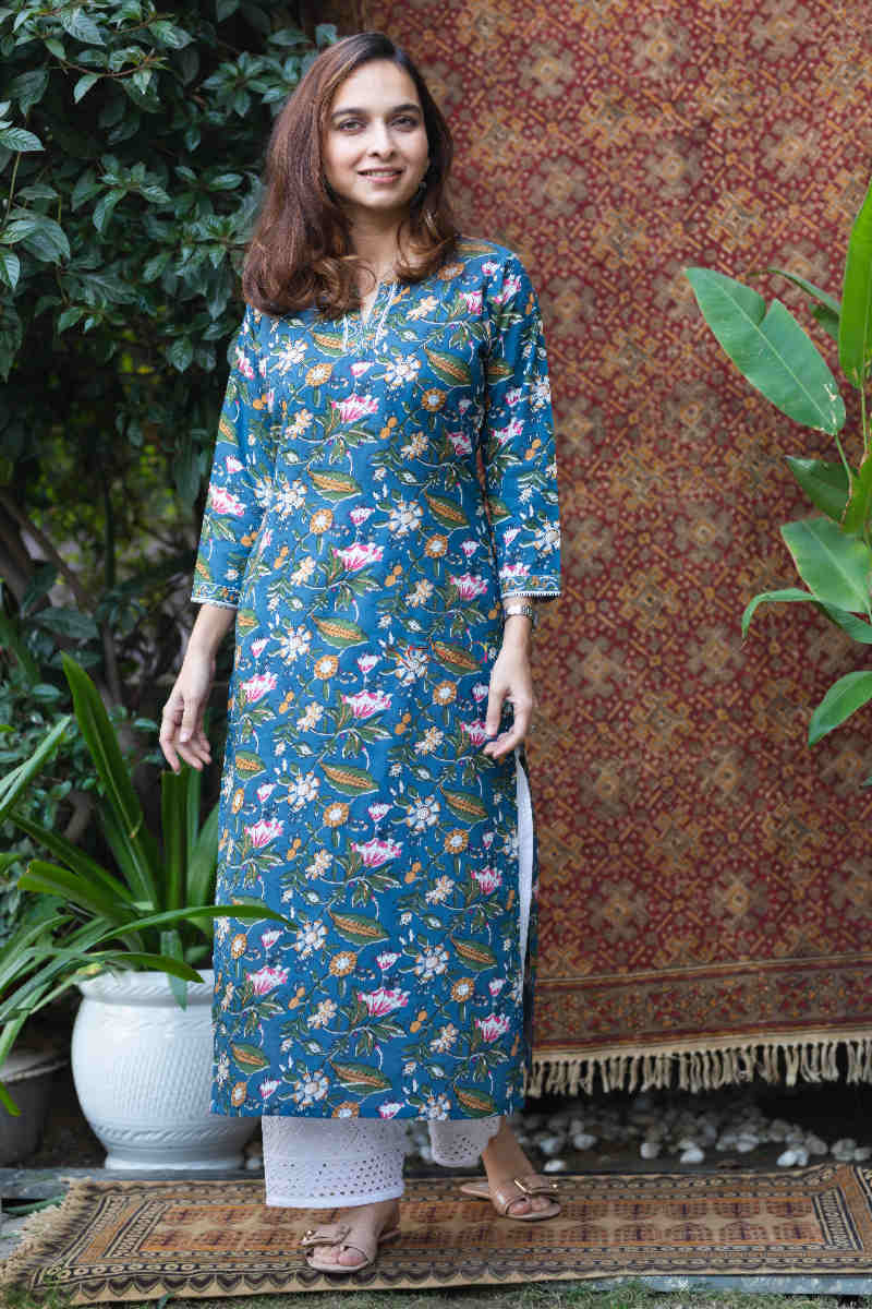Image for Kusvaa De106 Junainah Straight Kurta Featured