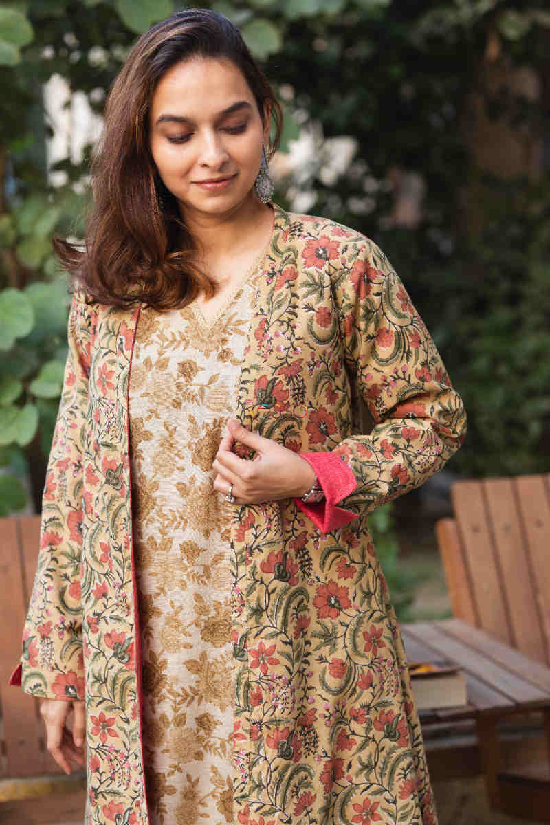 Image for Kusvaa Dej04 Yudhma Reversible Shrug Reverse Top