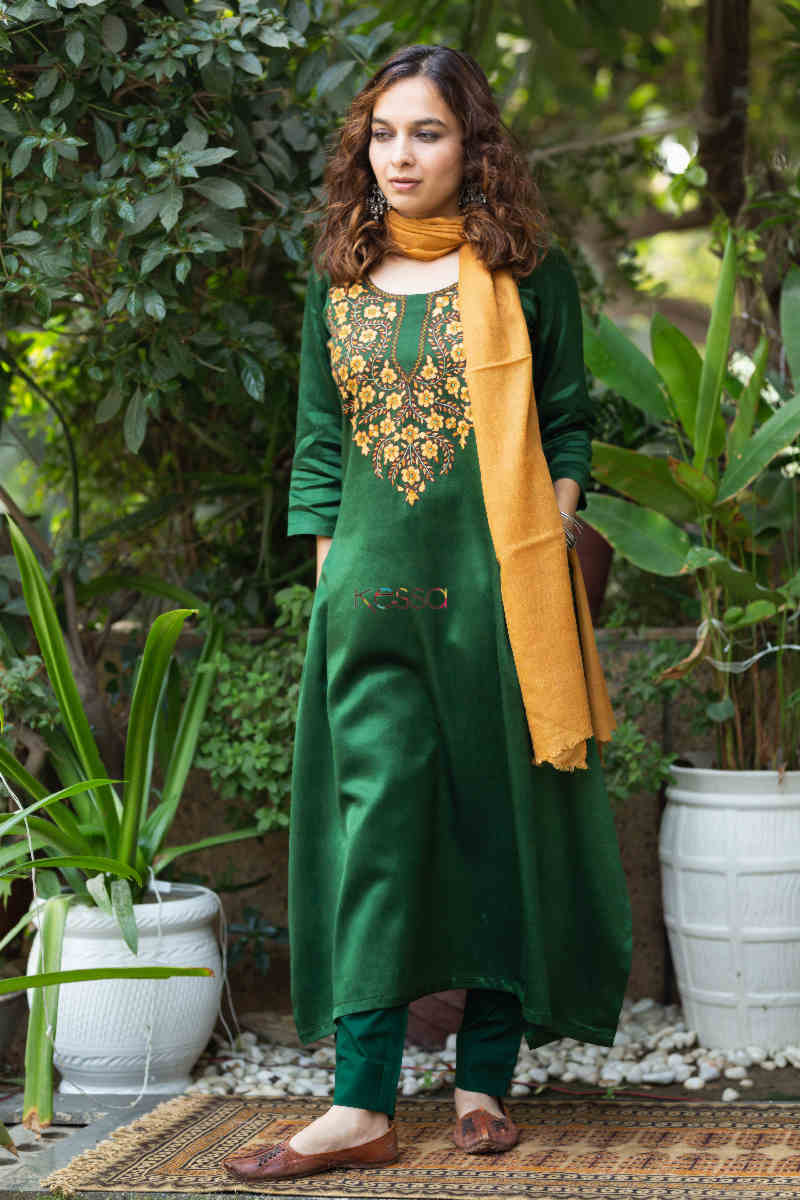 Image for Kusvaa Kcb26 Vaneesha Kurta Dupatta Set Front