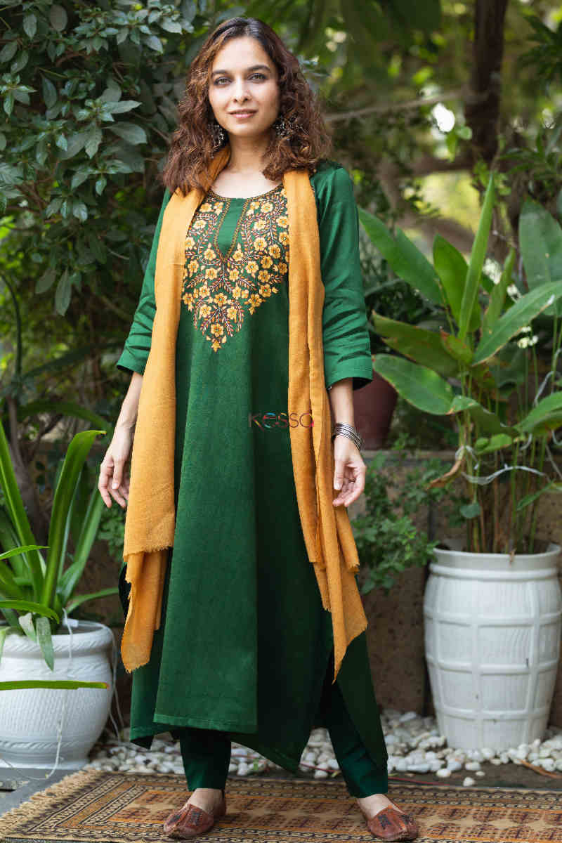 Image for Kusvaa Kcb26 Vaneesha Kurta Dupatta Set Look 1