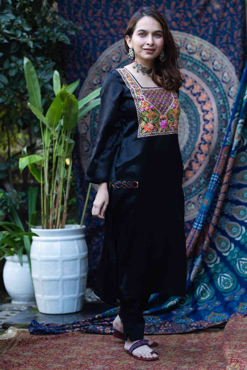 Image for Kusvaa Kcb42 Ella Black Mashru Kurta Pant Set Side
