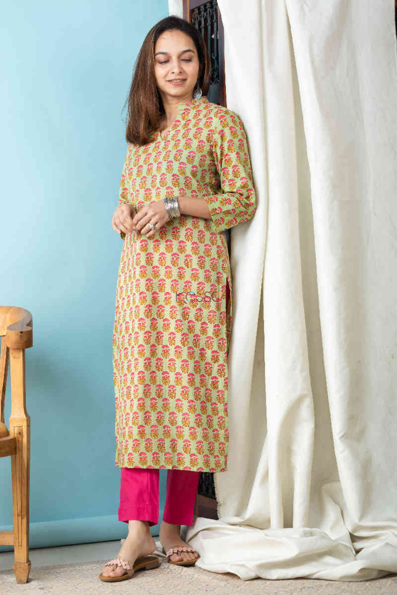 Image for Kusvaa Taf66 Shefalika Straight Kurta 1 Side