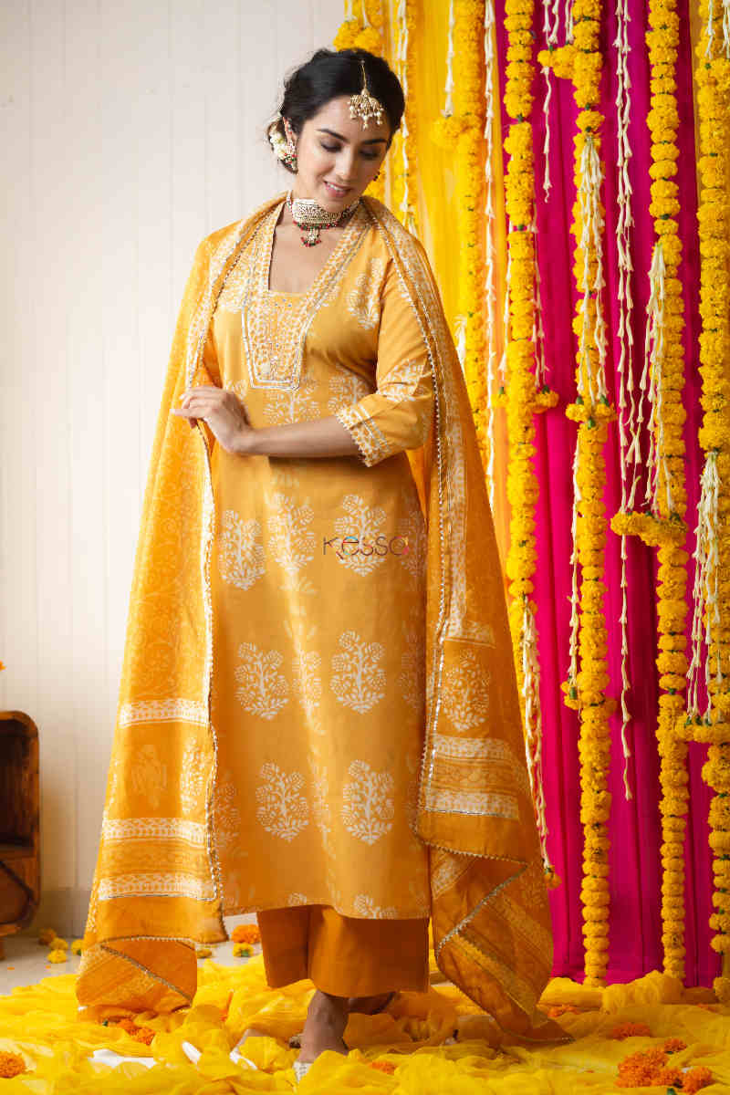 Image for Kusvaa Vcr88 Ophira Kurta With Dupatta Set Look