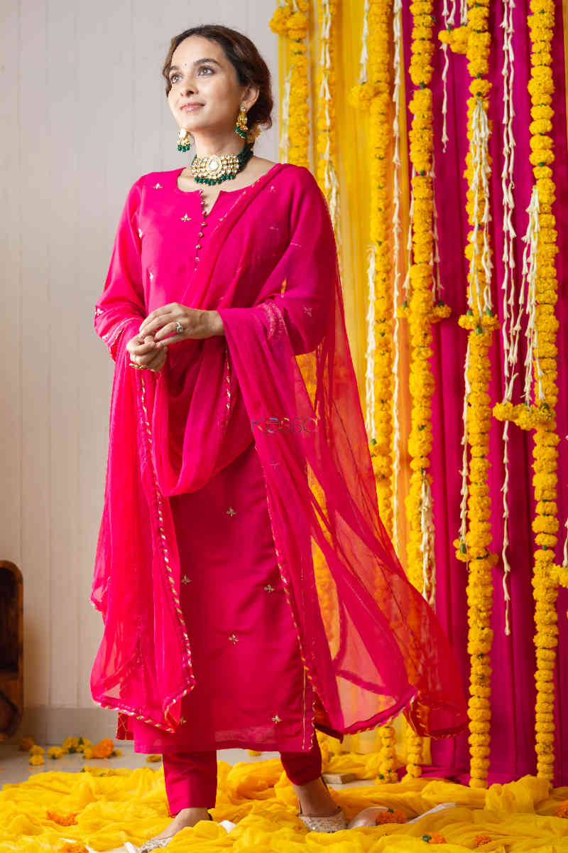 Image for Kusvaa Ws774 Roohbaab Straight Kurta Dupatta Set Look
