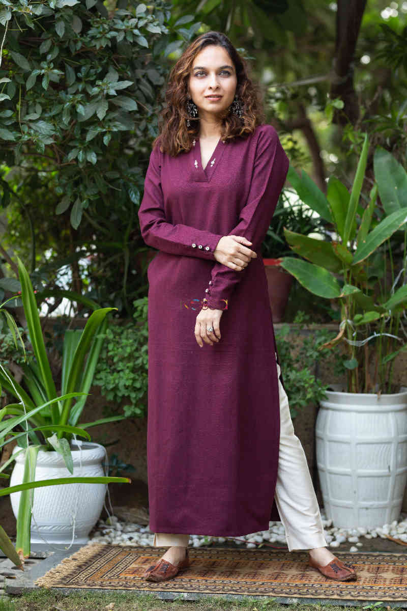 Image for Kusvaa Ws781 Darsha Staright Kurta Featured