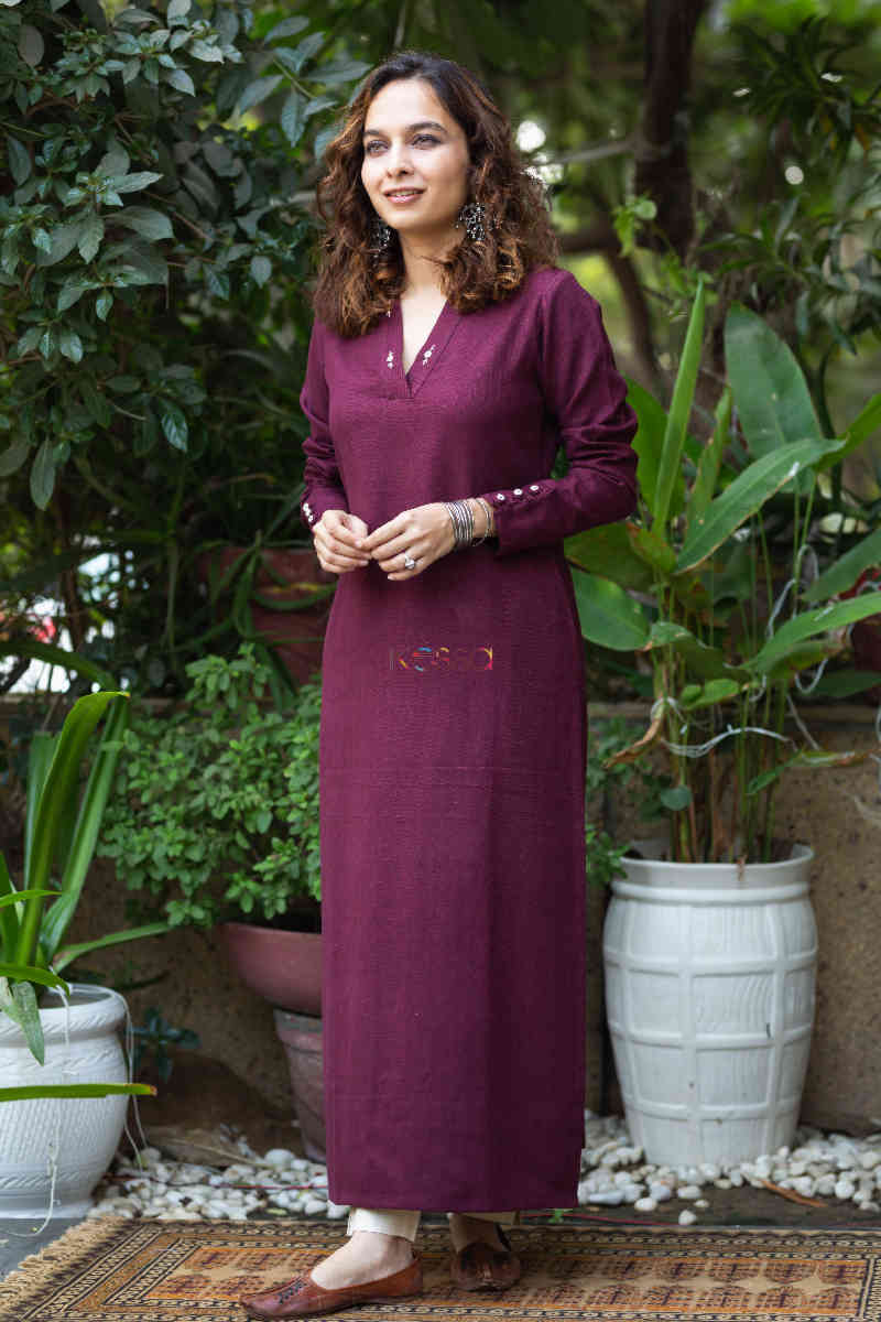 Image for Kusvaa Ws781 Darsha Staright Kurta Look