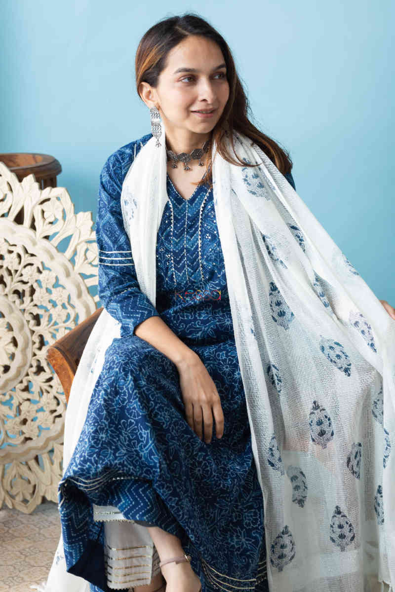 Image for Kusvaa Wsr246 Tamasi Kalidaar Kurta With Dupatta 1 Sitting