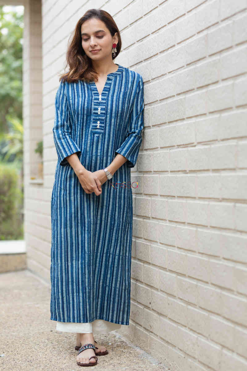 Image for Kusvaa Wsr247 Firuzeh Indigo Kurta Front