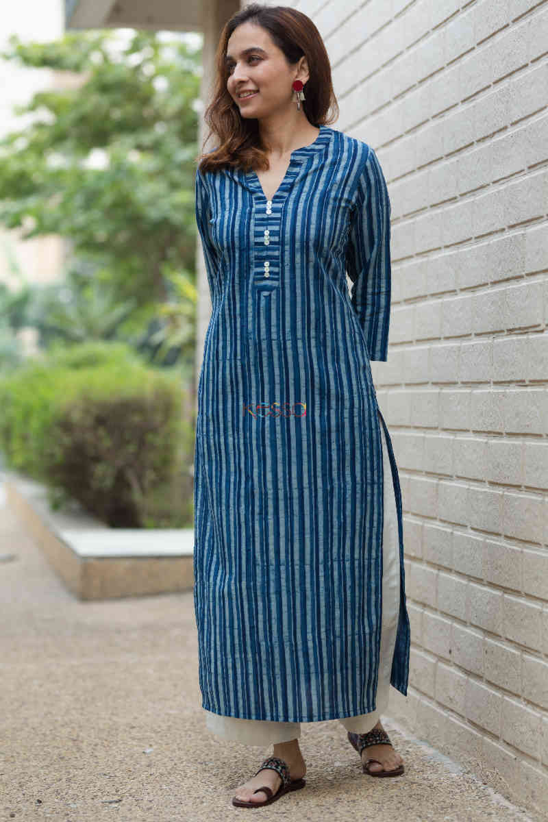 Image for Kusvaa Wsr247 Firuzeh Indigo Kurta Look