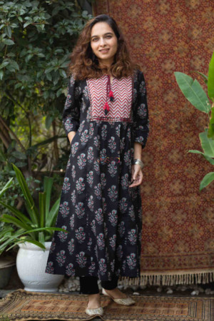 Image for Kusvaa Avdaf84 Daksha A Line Cotton Kurta Featured
