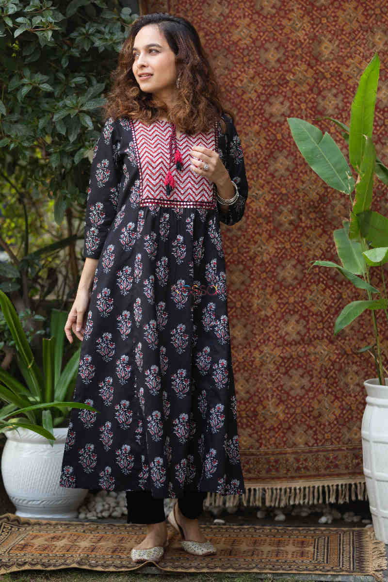 Image for Kusvaa Avdaf84 Daksha A Line Cotton Kurta Front