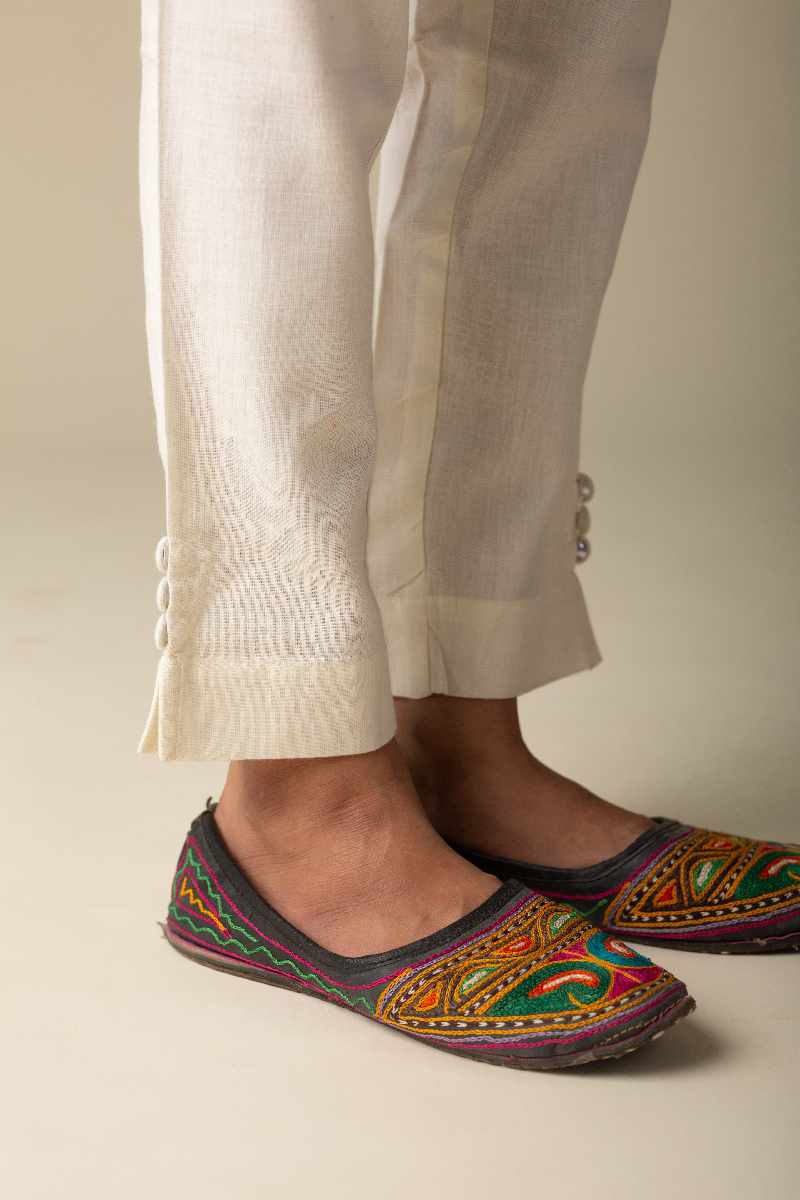 Image for Kusvaa Sap13 Cotton Flex Side Button Straight Pants Offwhite Closeup New