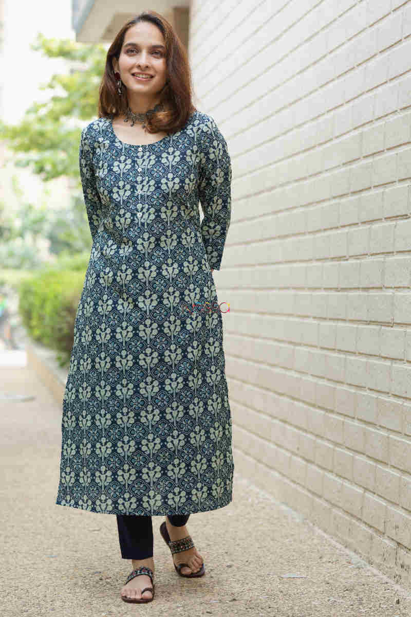 Image for Kusvaa Taf68 Saira Straight Fit Kurta Look