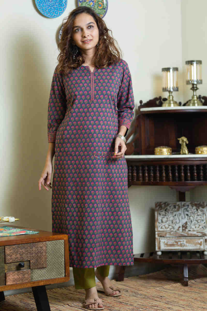 Image for Kusvaa Vcr89 Kashvi Straight Fit Kurta Front