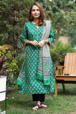 Image for Kusvaa Vcr91 Purna Straight Kurta Dupatta Set 1 Featured