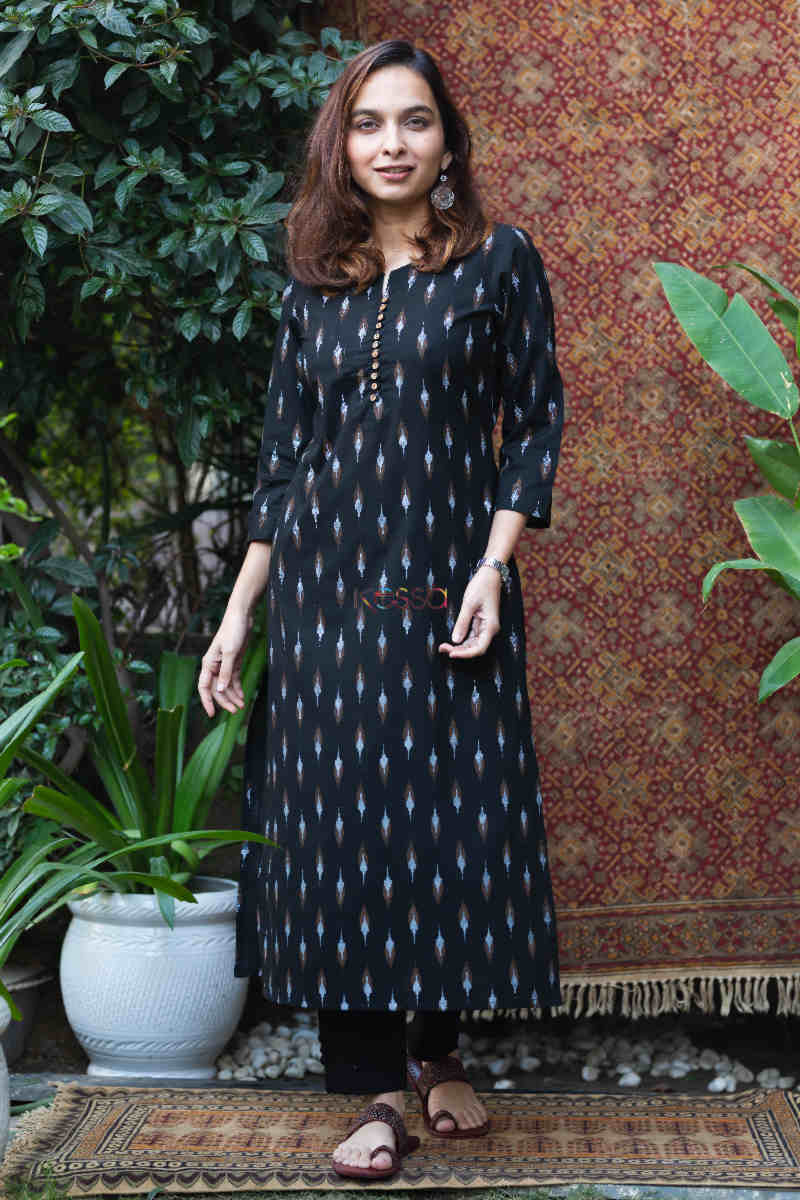 Image for Kusvaa Vcr92 Arit Regular Straight Kurta Look
