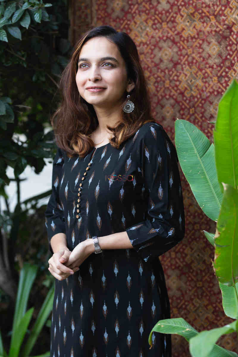 Image for Kusvaa Vcr92 Arit Regular Straight Kurta Top Side