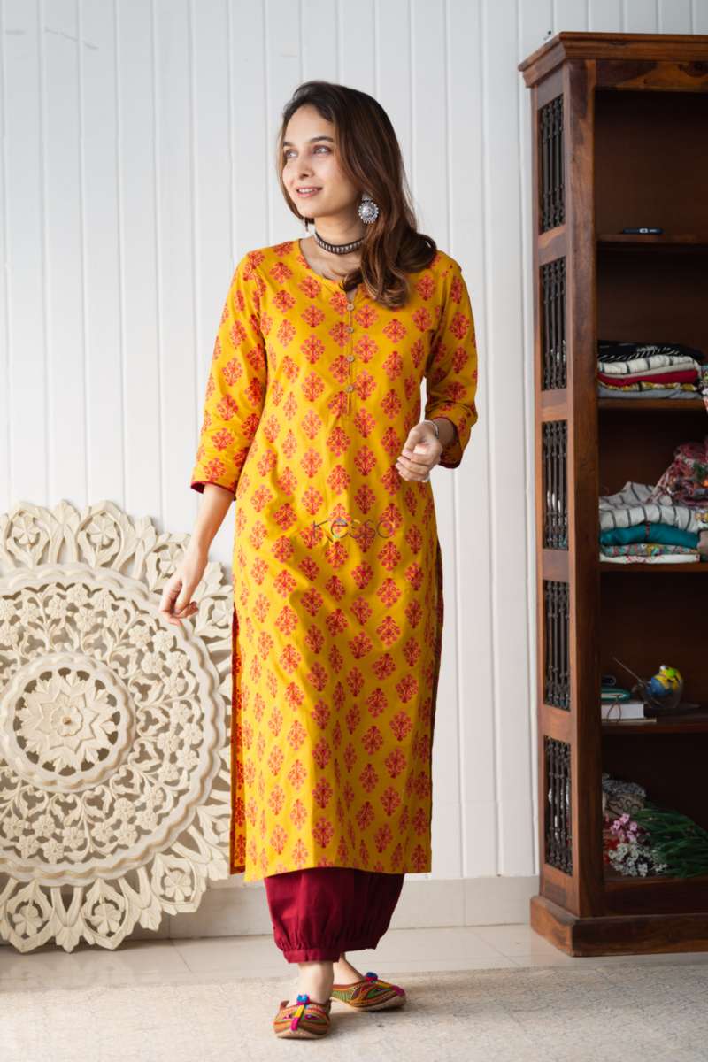 Image for Kusvaa Vcr95 Yellow Streight Fil Cotton Kurta Front 2