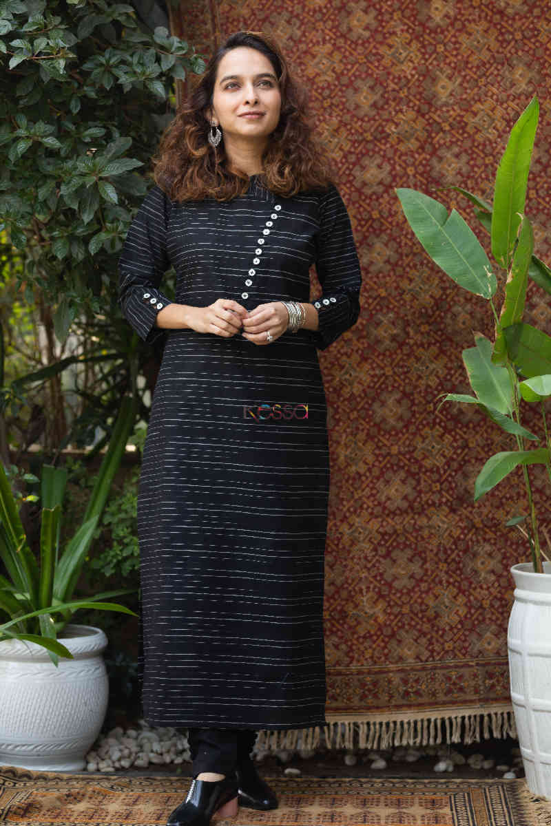 Image for Kusvaa Ws788 Aarini South Handloom Straight Fit Kurta Featured
