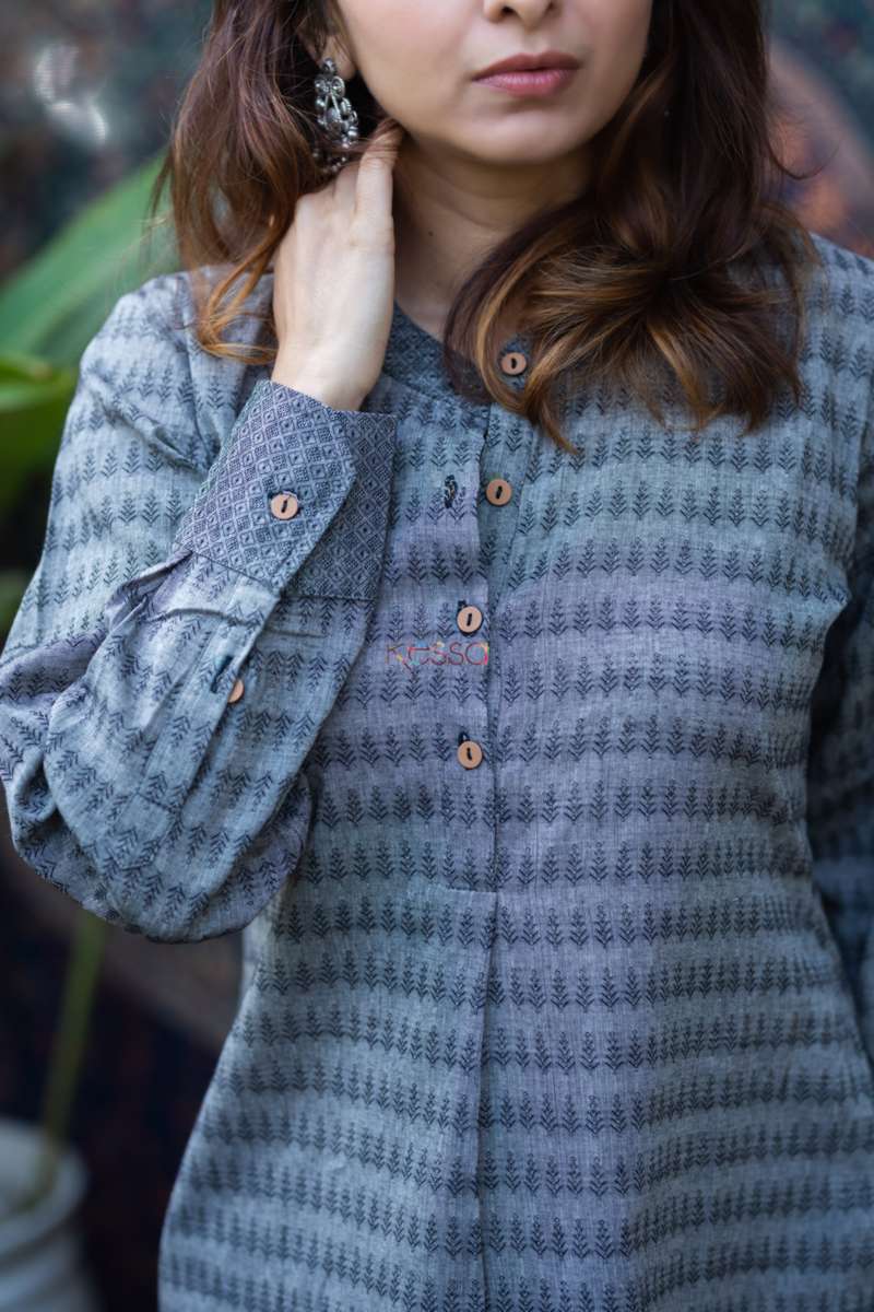 Image for Kusvaa Ws797 Ayana South Handloom Short Kurti Closeup