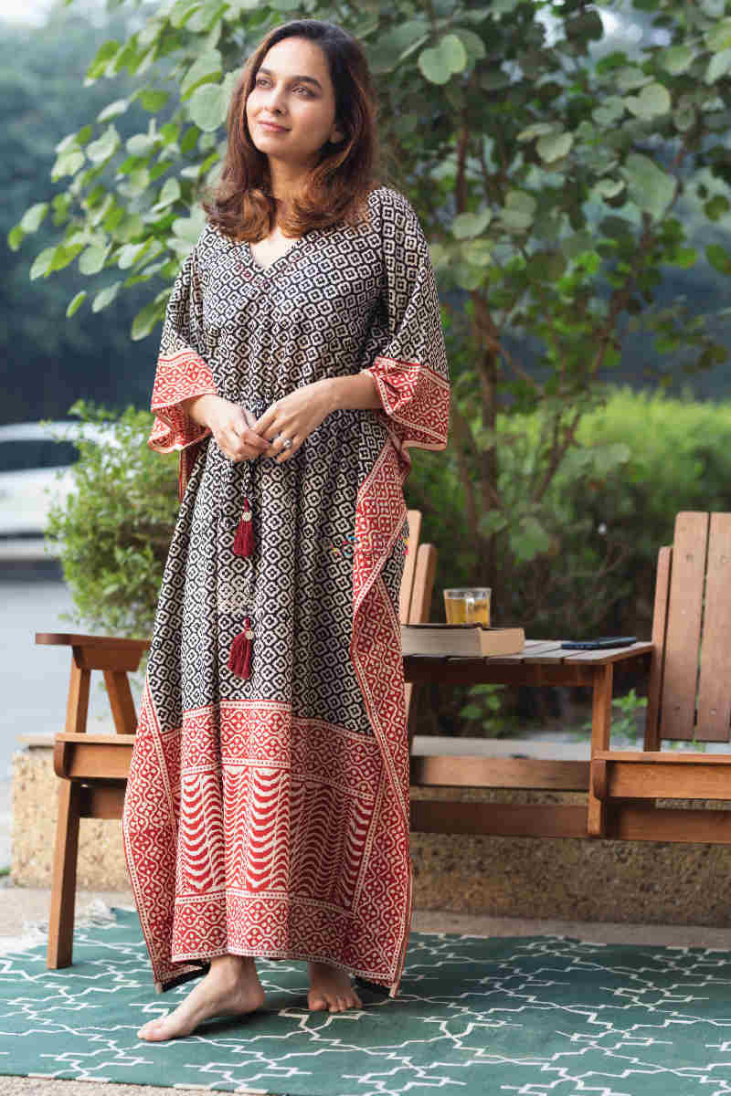 Image for Kusvaa Wsr251 Vyasti Block Printed Kaftan Front