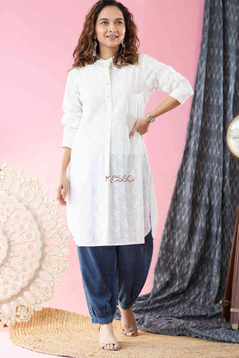 Image for Kusvaa Avdaf85 Ayoni White And Indigo Kurta Salwar Set Front