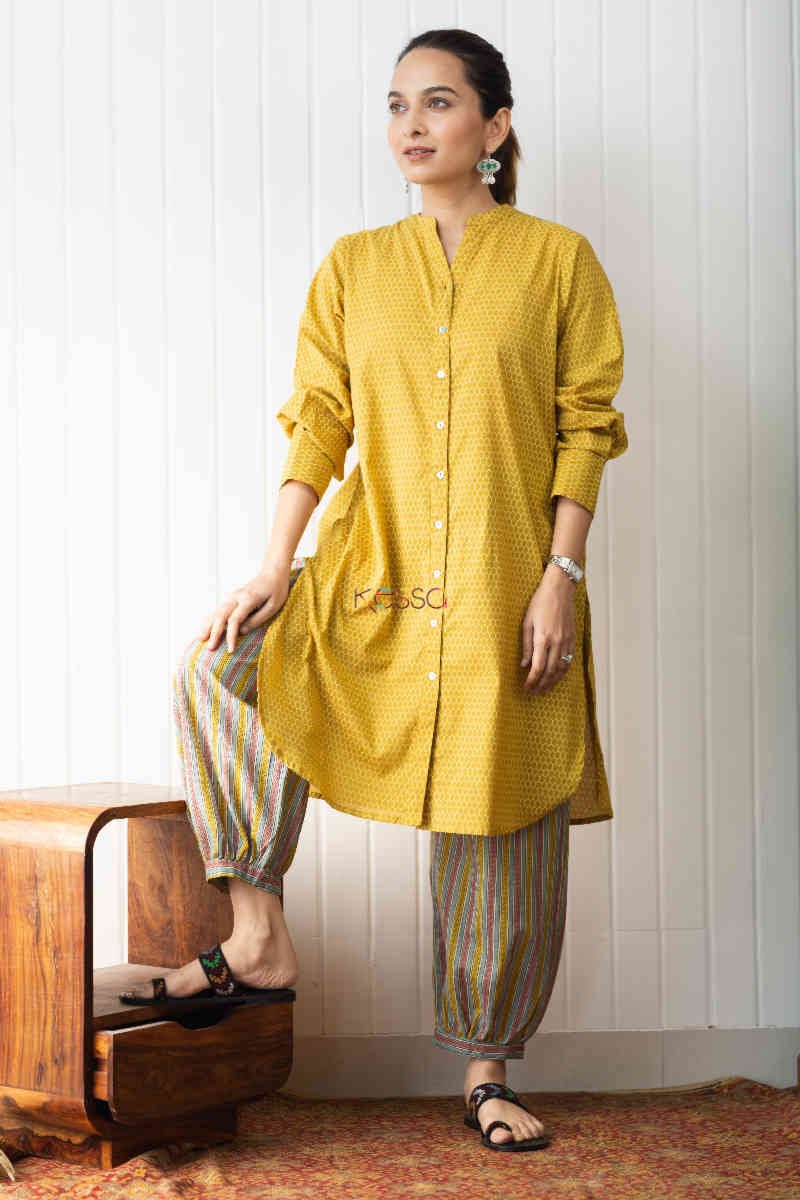Image for Kusvaa Avdaf86 Dhira Mustard Kurta And Salwar Set Front 1