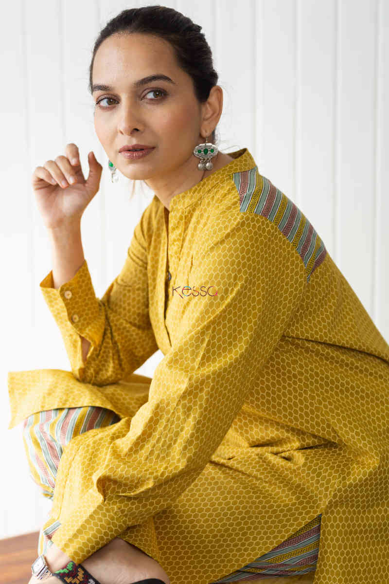 Image for Kusvaa Avdaf86 Dhira Mustard Kurta And Salwar Set Side