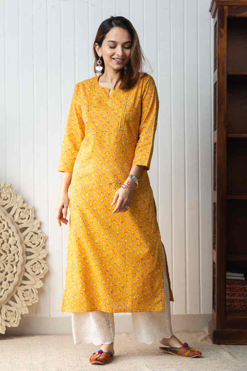 Image for Kusvaa De113 Hrimati Straight Kurta Front
