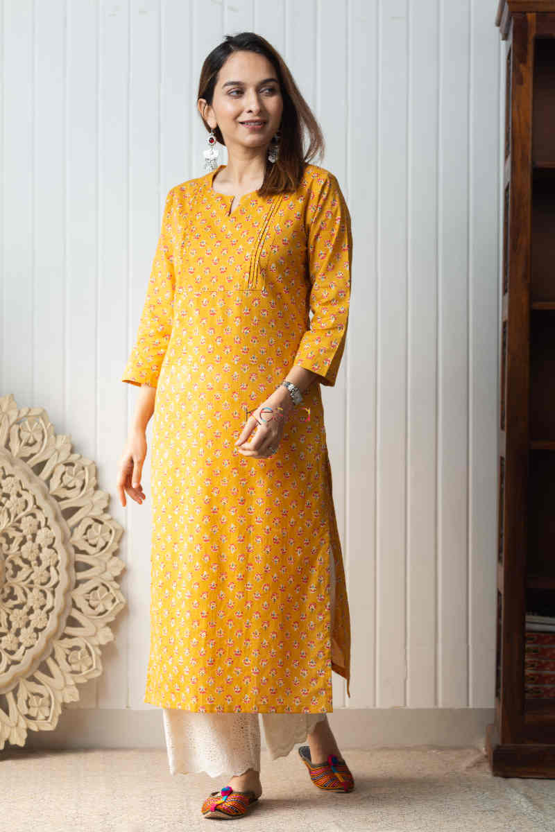Image for Kusvaa De113 Hrimati Straight Kurta Look