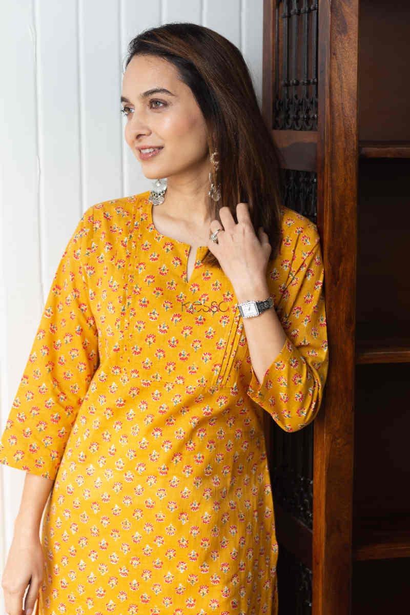 Image for Kusvaa De113 Hrimati Straight Kurta Top