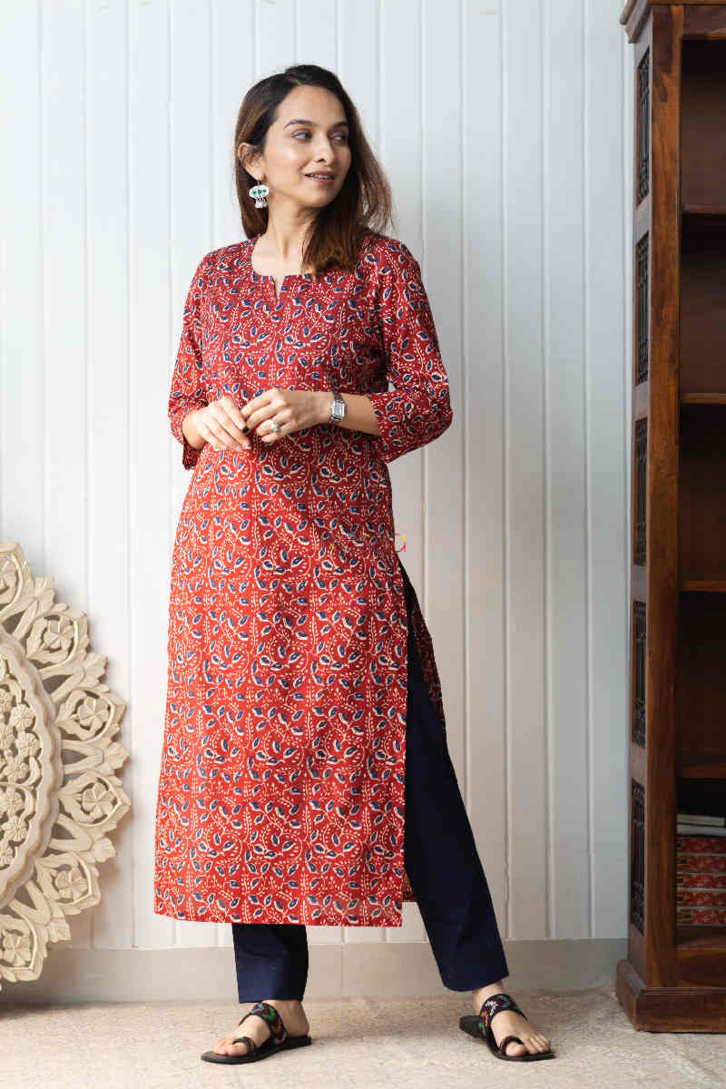 Image for Kusvaa De114 Kantir Straight Wear Kurta Look