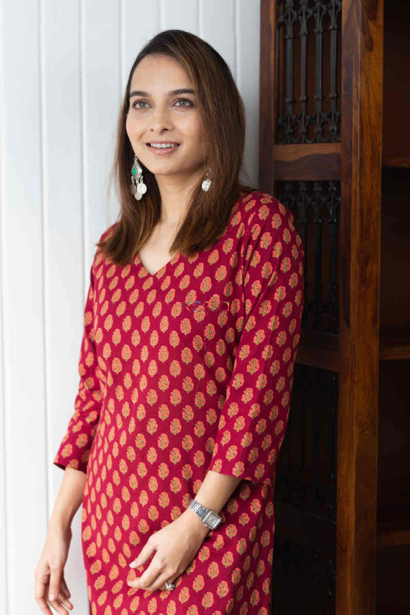 Image for Kusvaa Taf73 Nitya Straight Cotton Kurta Top 1