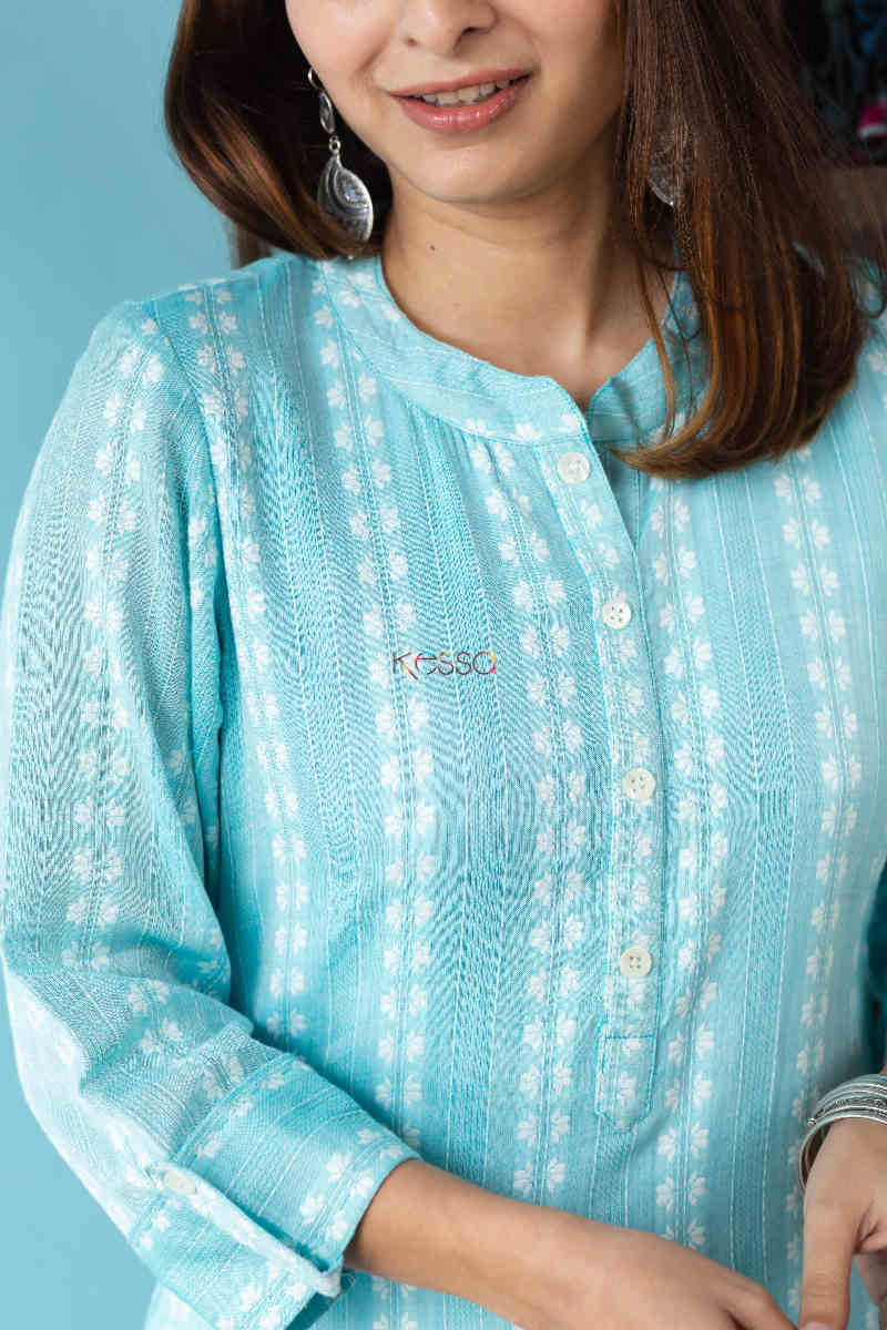 Image for Kusvaa Ws801 Dakshyani Handloom Straight Kurta Closeup
