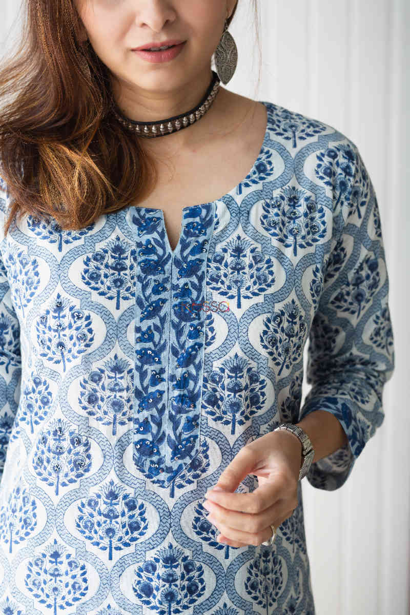 Image for Kusvaa Wsr260 Tristha Block Print Kurta Closeup