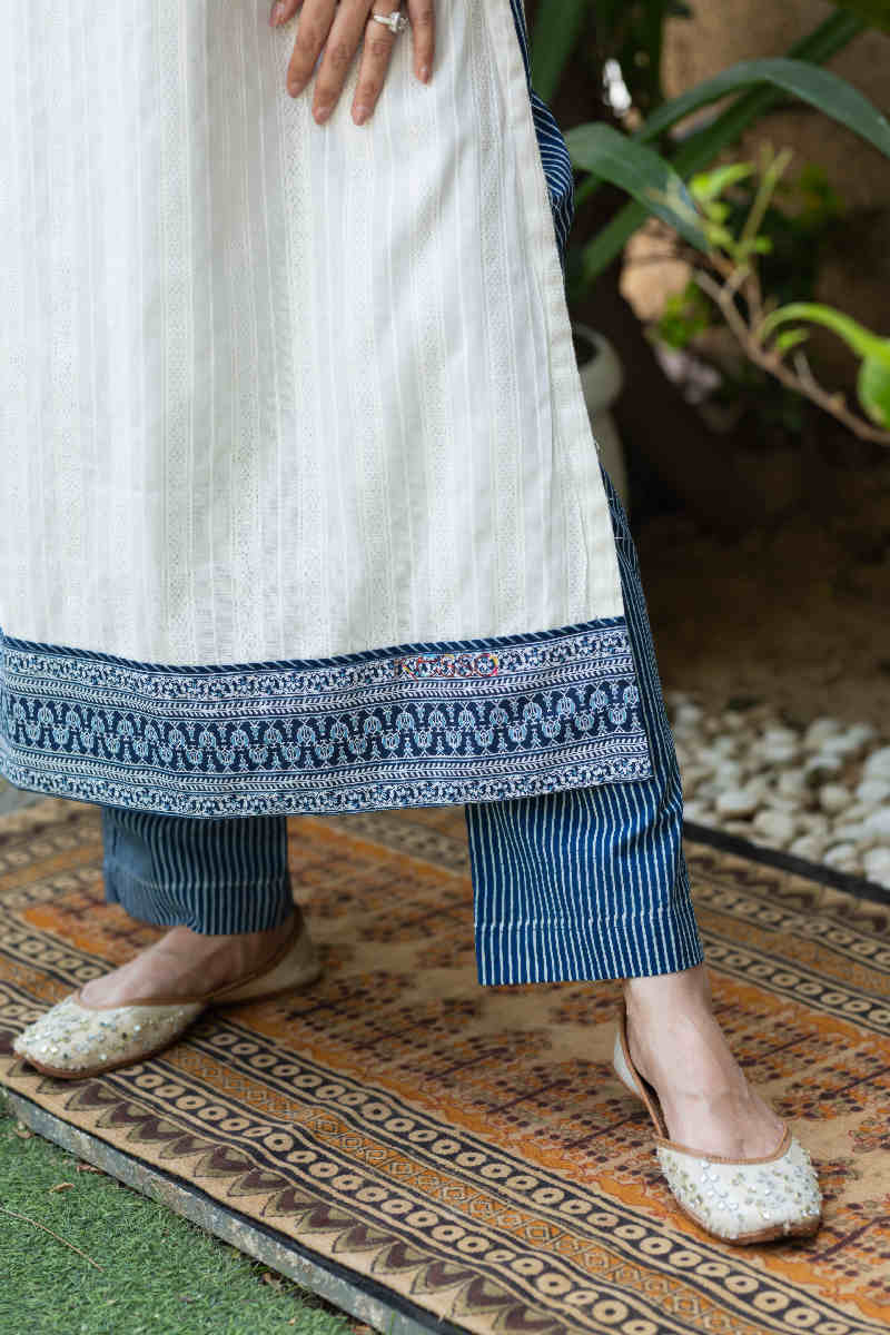 Image for Kusvaa Avdaf92 Kalamala Cotton Dobby Kurta Pant Set Bottom