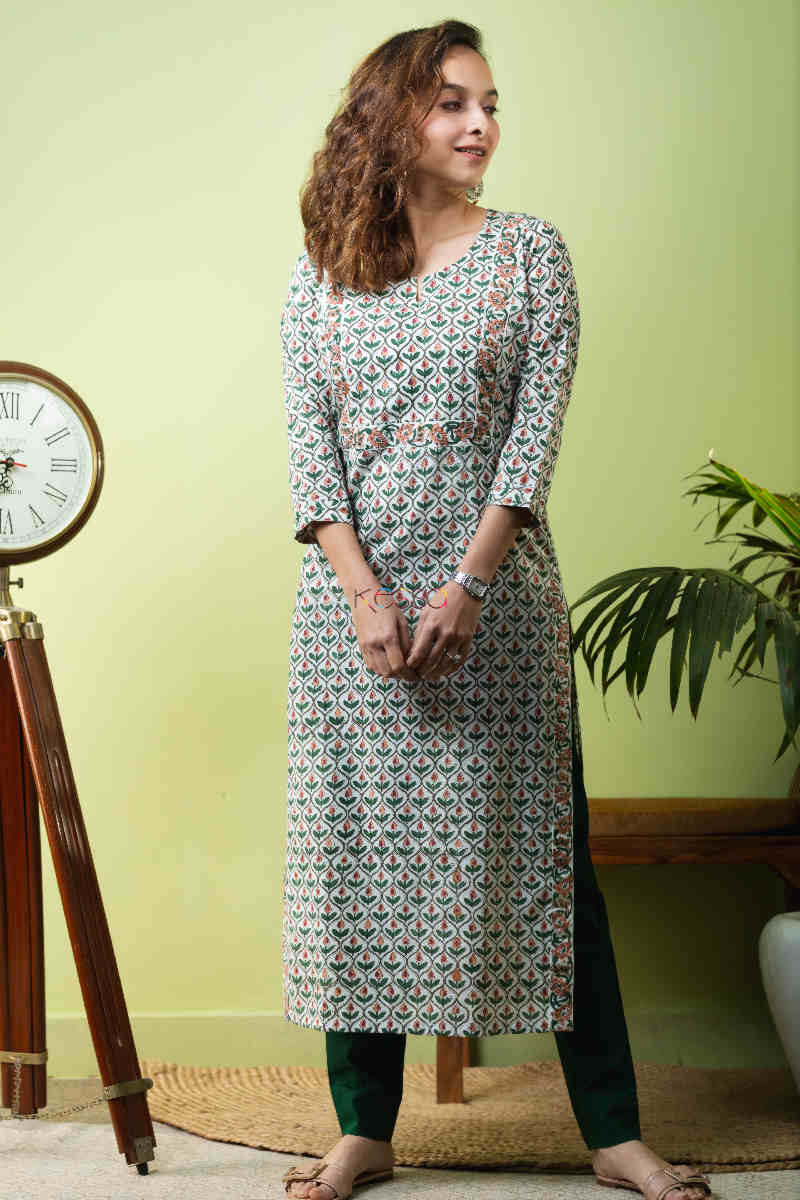 Image for Kusvaa De118 Mrinal Block Print Straight Fit Kurta Front