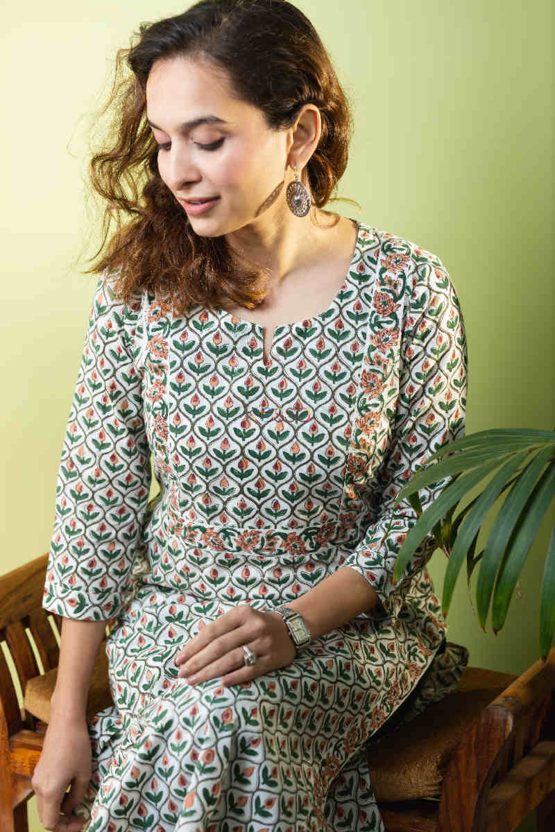 Image for Kusvaa De118 Mrinal Block Print Straight Fit Kurta Sitting