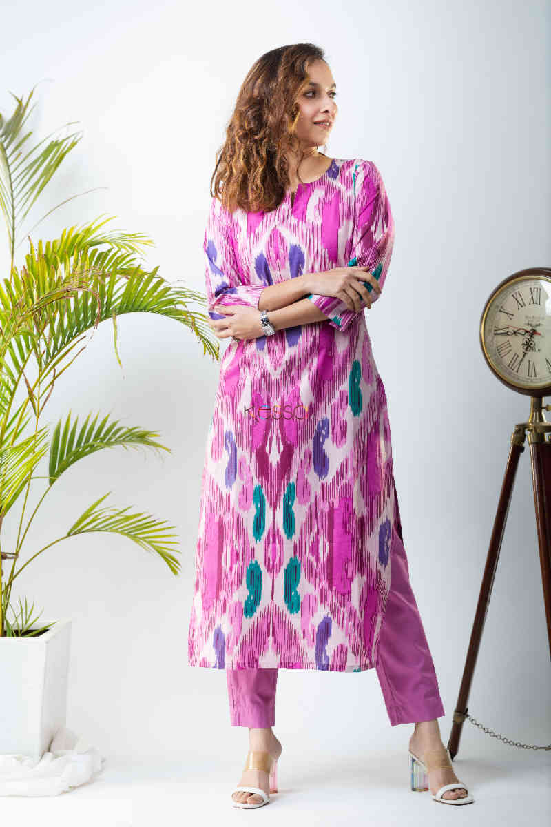 Image for Kusvaa De122 Muktida Ikkat Print Regular Wear Kurta Front 1