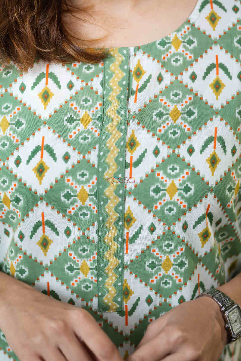Image for Kusvaa Vcr99 Trayi Regular Wear Kurta Closeup