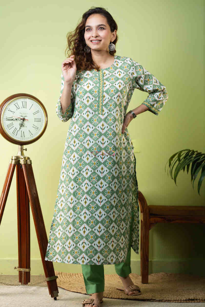 Image for Kusvaa Vcr99 Trayi Regular Wear Kurta Look