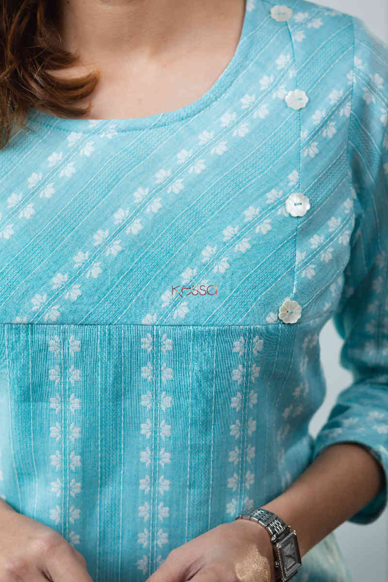 Image for Kusvaa Ws802 Ayoni Dobby Cotton Short Kurti Closeup